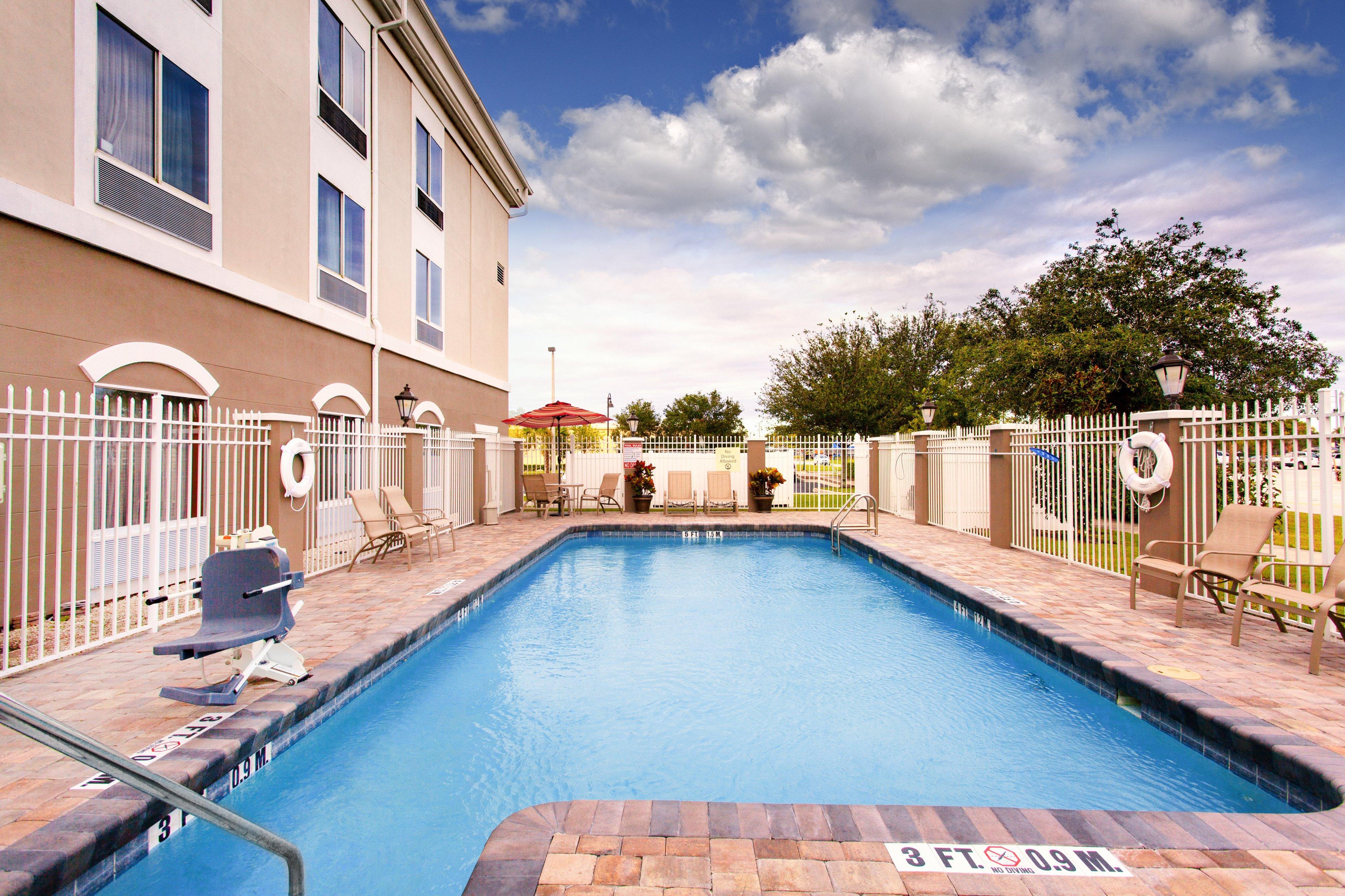 Holiday Inn Express Lake Wales North-Winter Haven By Ihg Waverly Екстер'єр фото